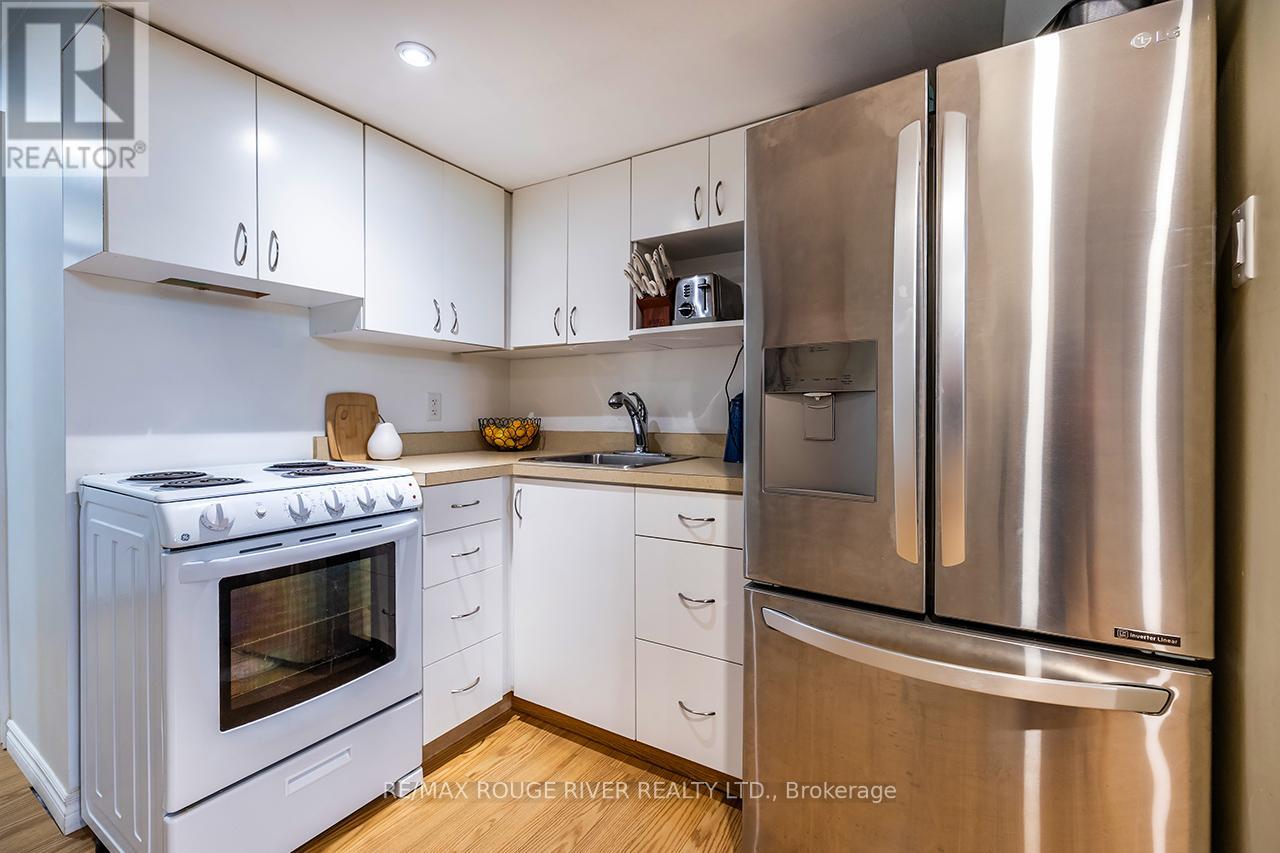 640 Pinewood Drive, Peterborough (Otonabee Ward 1), Ontario  K9K 1L2 - Photo 36 - X13654422