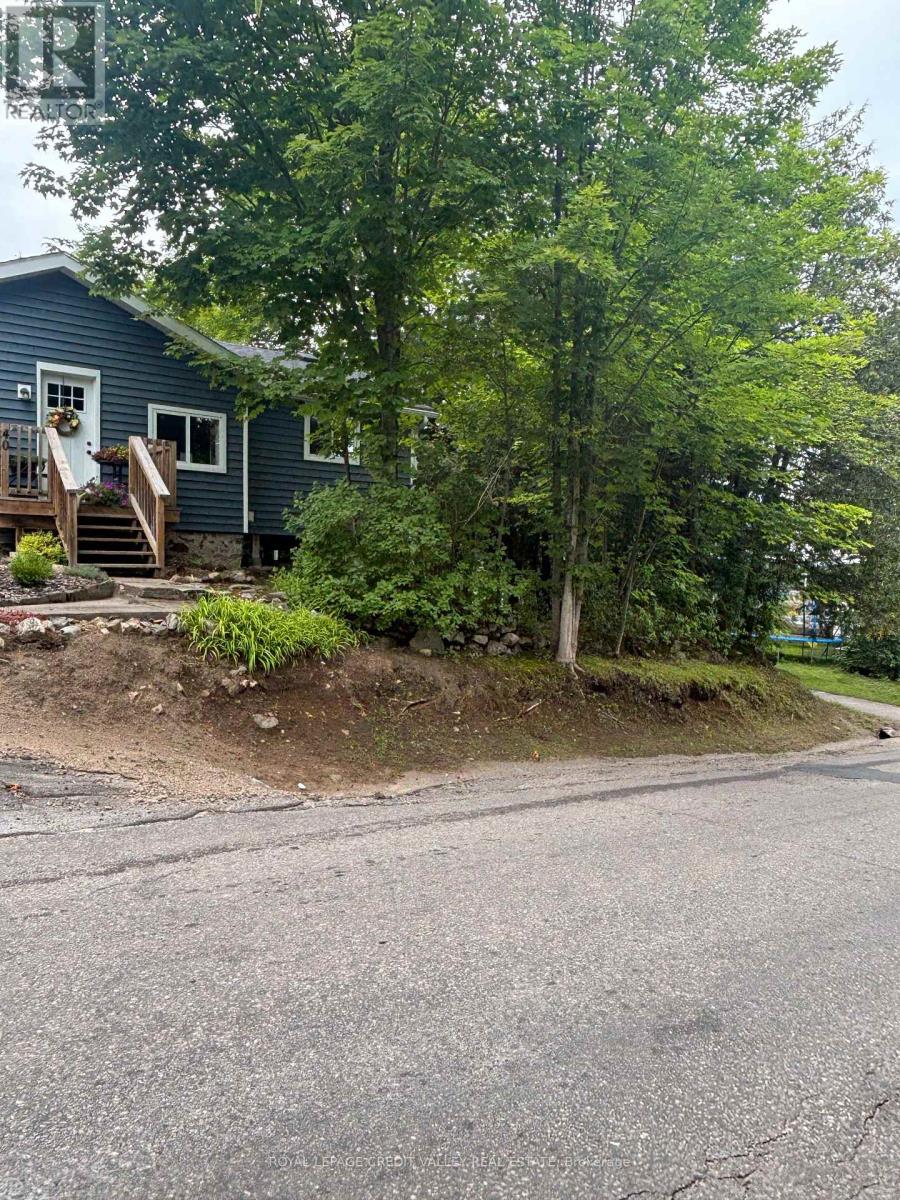 39 Cleak Avenue N, Bancroft (Bancroft Ward), Ontario  K0L 1C0 - Photo 4 - X13654550