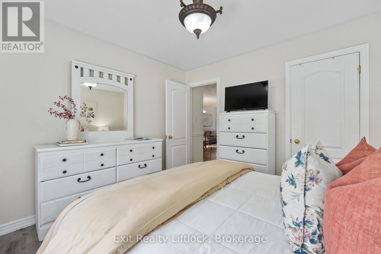 121 Haden Avenue, Peterborough (Northcrest Ward 5), Ontario  K9H 7P6 - Photo 13 - X13656378