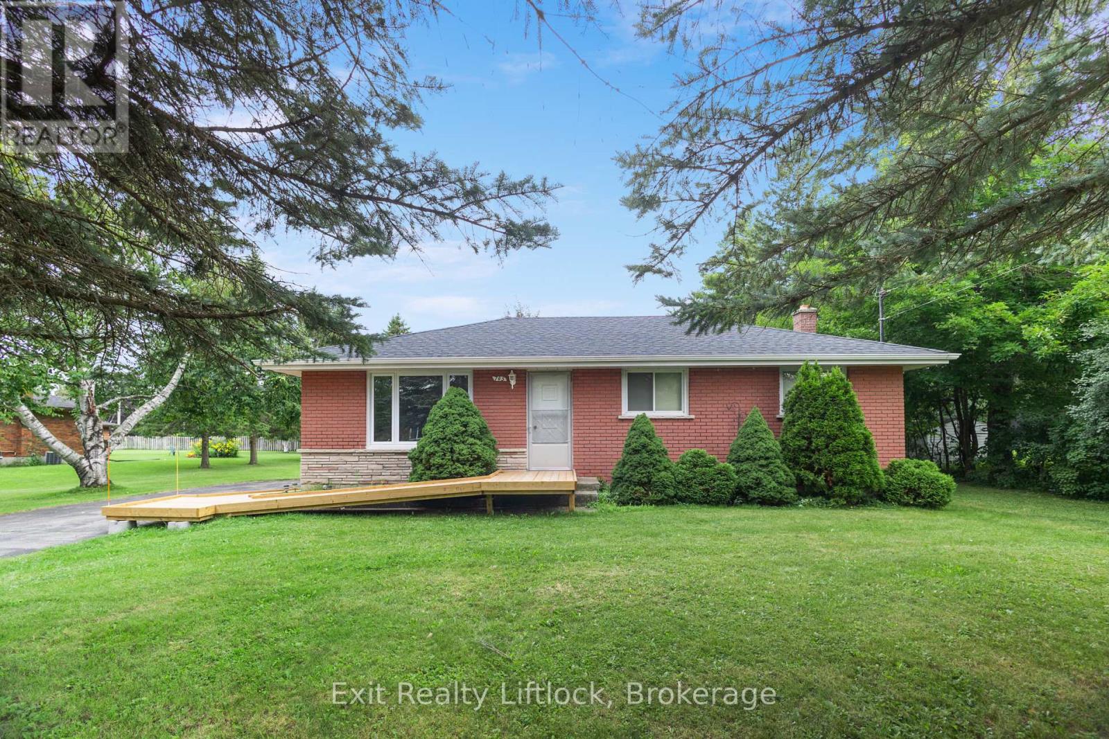 745 BALTIC DRIVE, selwyn, Ontario