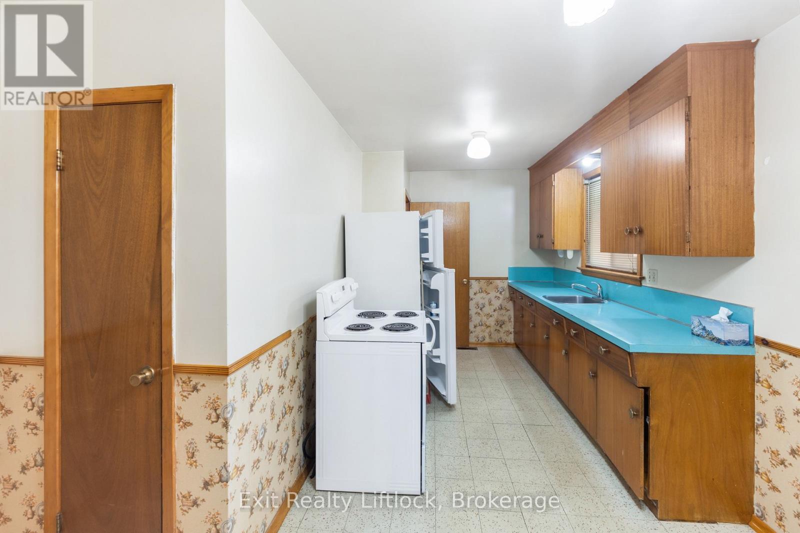 745 Baltic Drive, Selwyn, Ontario  K9L 1L8 - Photo 7 - X13656416