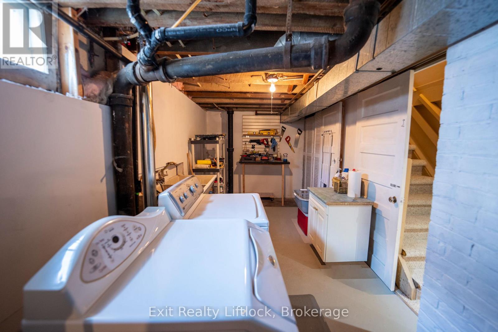 521 Mckellar Street, Peterborough (Otonabee Ward 1), Ontario  K9J 1R1 - Photo 13 - X13657326