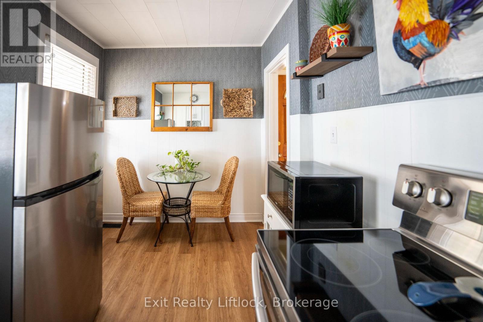 521 Mckellar Street, Peterborough (Otonabee Ward 1), Ontario  K9J 1R1 - Photo 4 - X13657326