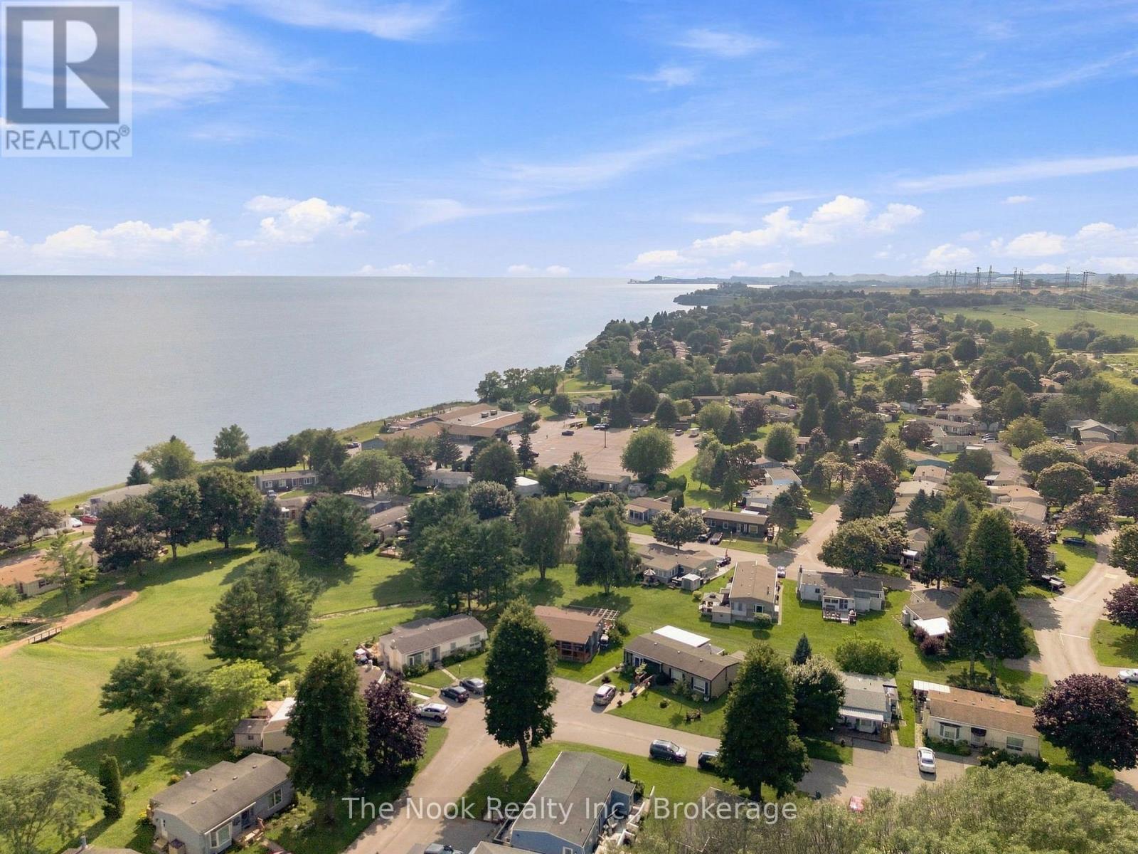 7 Pineridge Crescent, Clarington (Newcastle), Ontario  L1B 1B9 - Photo 19 - E13657650