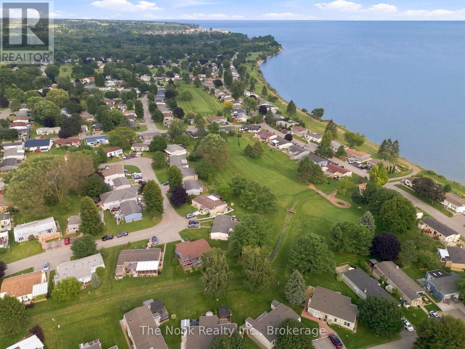 7 Pineridge Crescent, Clarington (Newcastle), Ontario  L1B 1B9 - Photo 21 - E13657650