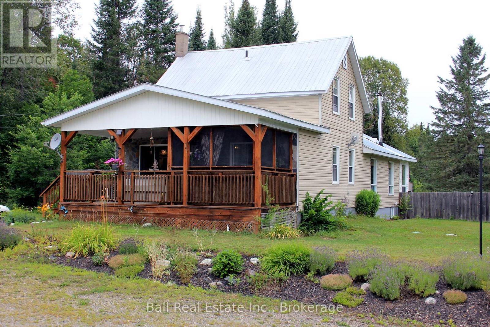 19573 HIGHWAY #118 HIGHWAY E, highlands east (monmouth), Ontario