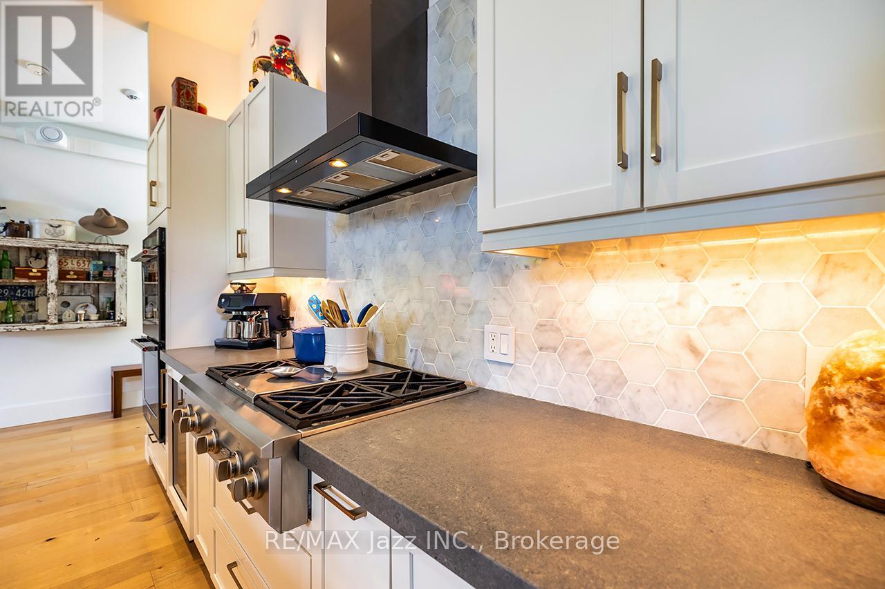 88 Brock Road, North Kawartha, Ontario  K0L 1A0 - Photo 10 - X13659484
