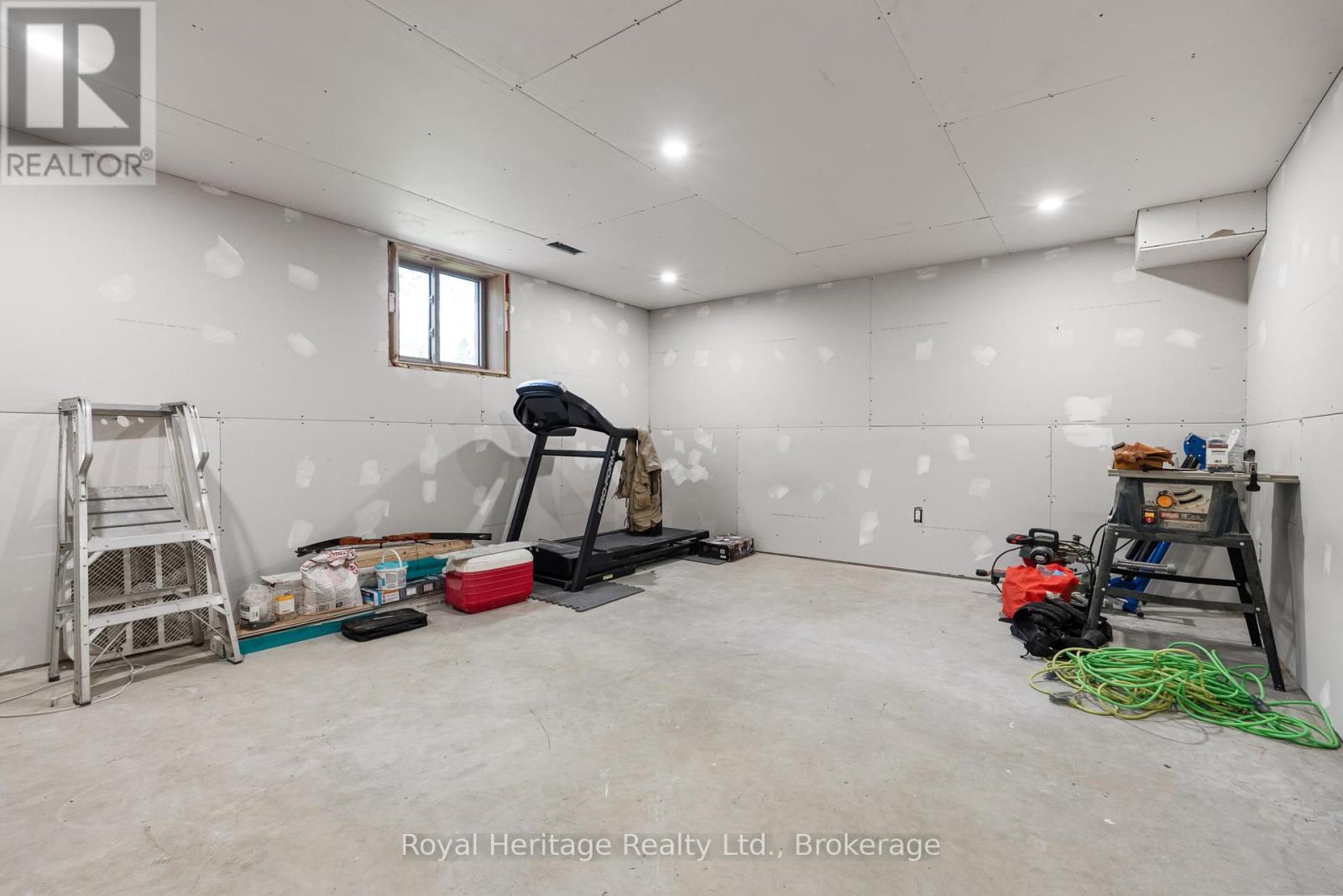 35 Leslie Frost Lane, Kawartha Lakes (Fenelon), Ontario  K9V 4R6 - Photo 24 - X13660692