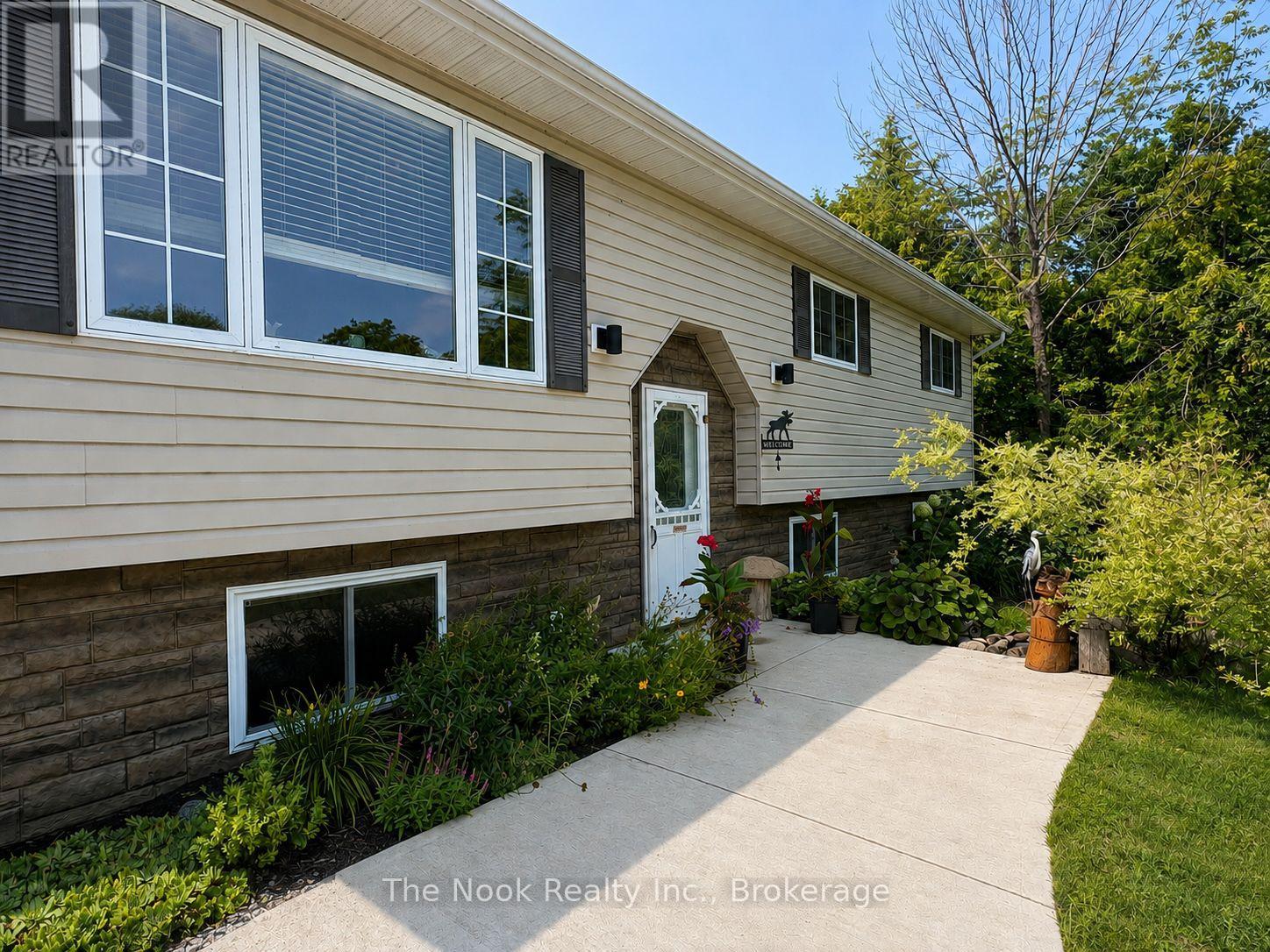 31 Carlton Crescent, Kawartha Lakes (Emily), Ontario  K0L 2W0 - Photo 4 - X13660728