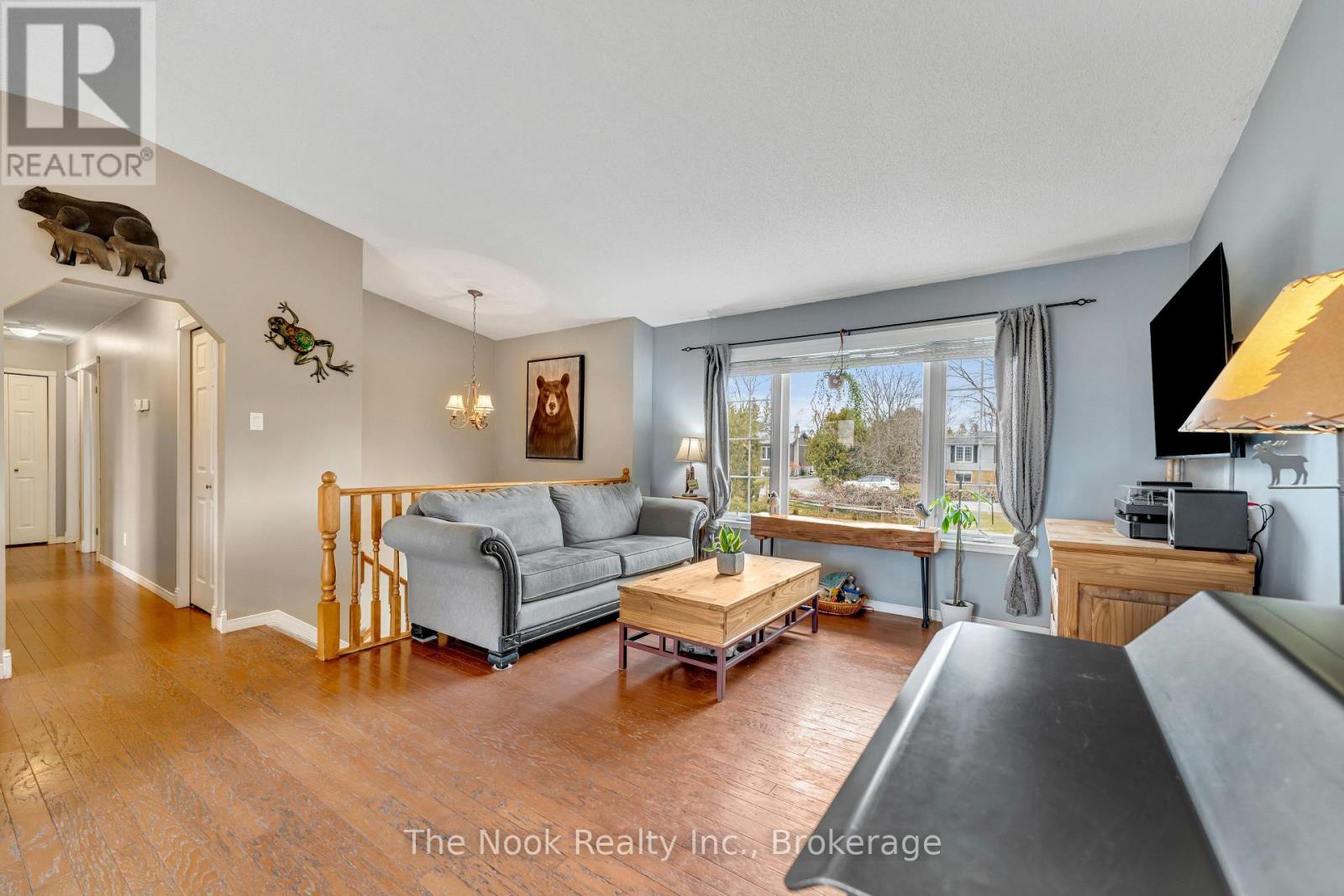 31 Carlton Crescent, Kawartha Lakes (Emily), Ontario  K0L 2W0 - Photo 5 - X13660728