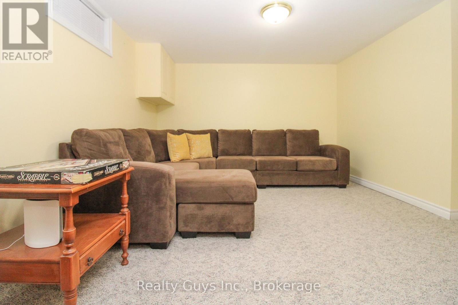 734 Crawford Place, Peterborough (Otonabee Ward 1), Ontario  K9J 3X3 - Photo 41 - X13660776
