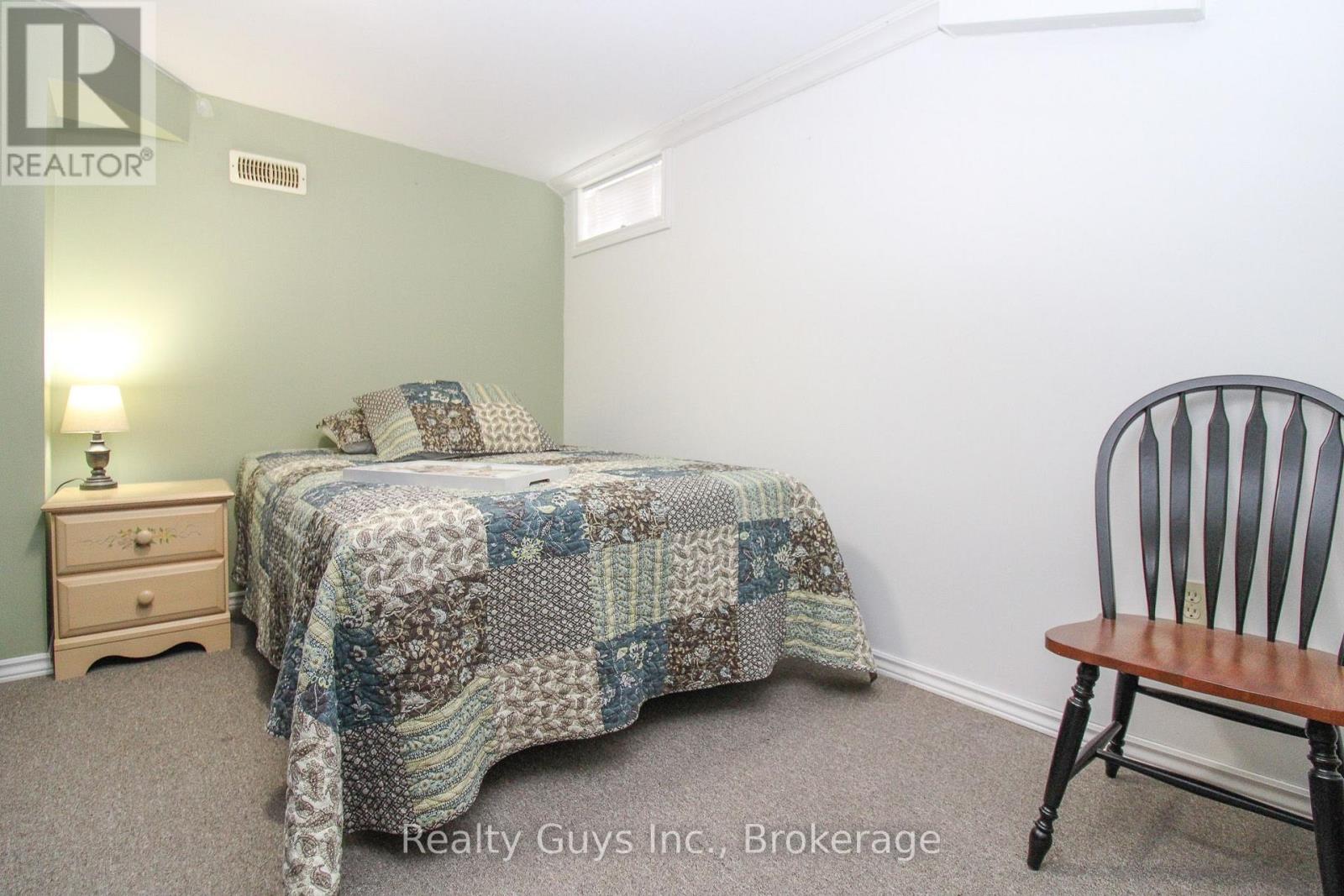 734 Crawford Place, Peterborough (Otonabee Ward 1), Ontario  K9J 3X3 - Photo 42 - X13660776
