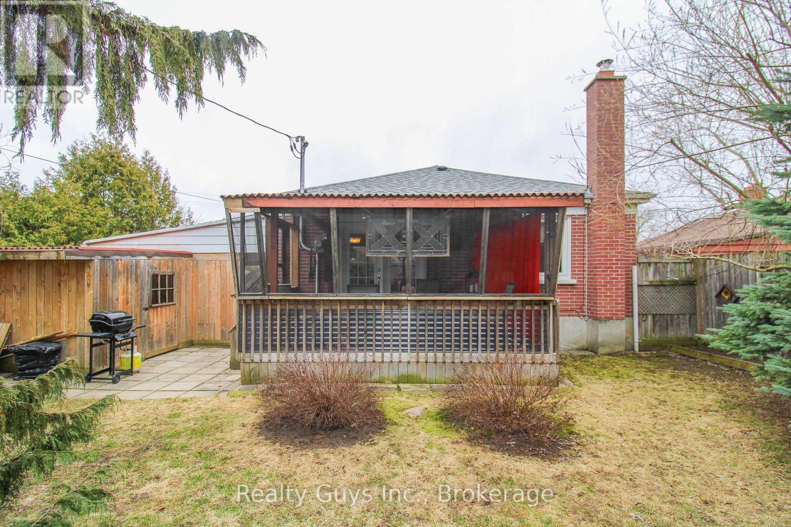 734 Crawford Place, Peterborough (Otonabee Ward 1), Ontario  K9J 3X3 - Photo 9 - X13660776