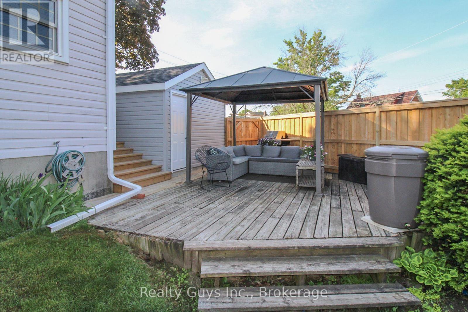727 Chesterfield Avenue, Peterborough (Northcrest Ward 5), Ontario  K9H 4Y1 - Photo 12 - X13660780