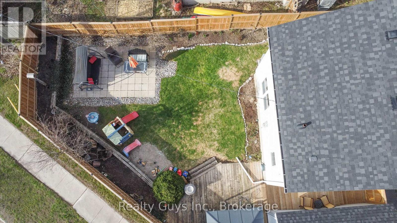 727 Chesterfield Avenue, Peterborough (Northcrest Ward 5), Ontario  K9H 4Y1 - Photo 18 - X13660780