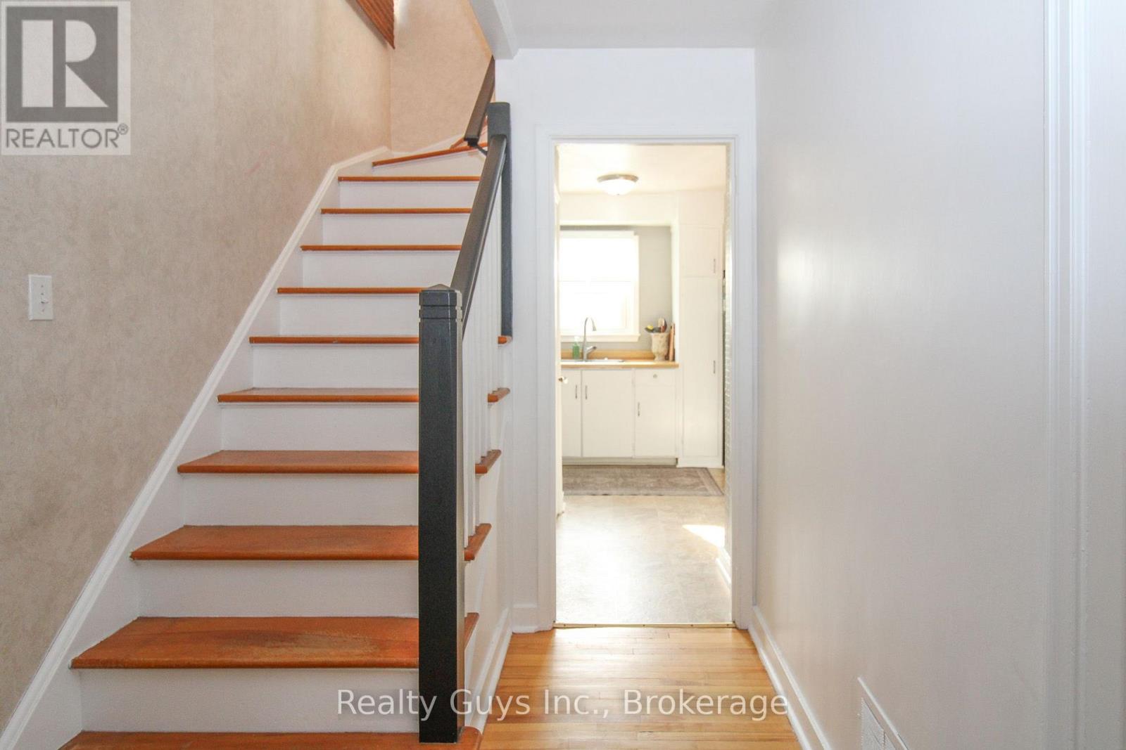 727 Chesterfield Avenue, Peterborough (Northcrest Ward 5), Ontario  K9H 4Y1 - Photo 20 - X13660780