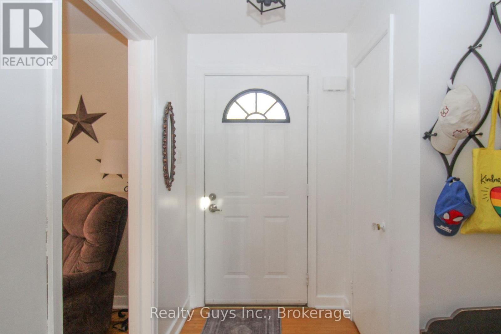 727 Chesterfield Avenue, Peterborough (Northcrest Ward 5), Ontario  K9H 4Y1 - Photo 21 - X13660780