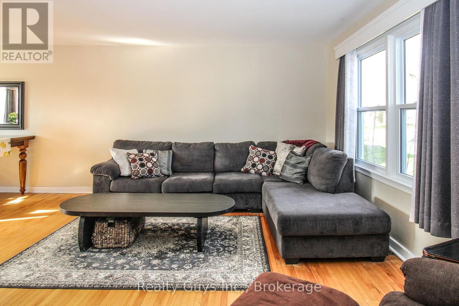 727 Chesterfield Avenue, Peterborough (Northcrest Ward 5), Ontario  K9H 4Y1 - Photo 22 - X13660780