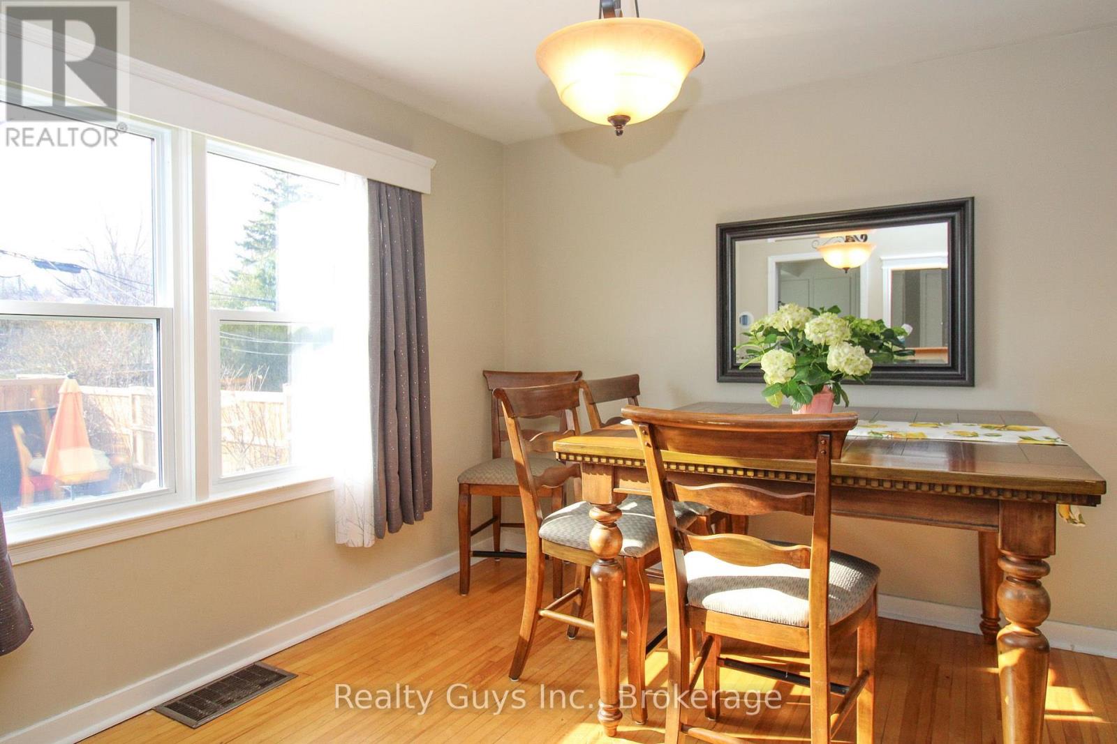 727 Chesterfield Avenue, Peterborough (Northcrest Ward 5), Ontario  K9H 4Y1 - Photo 28 - X13660780