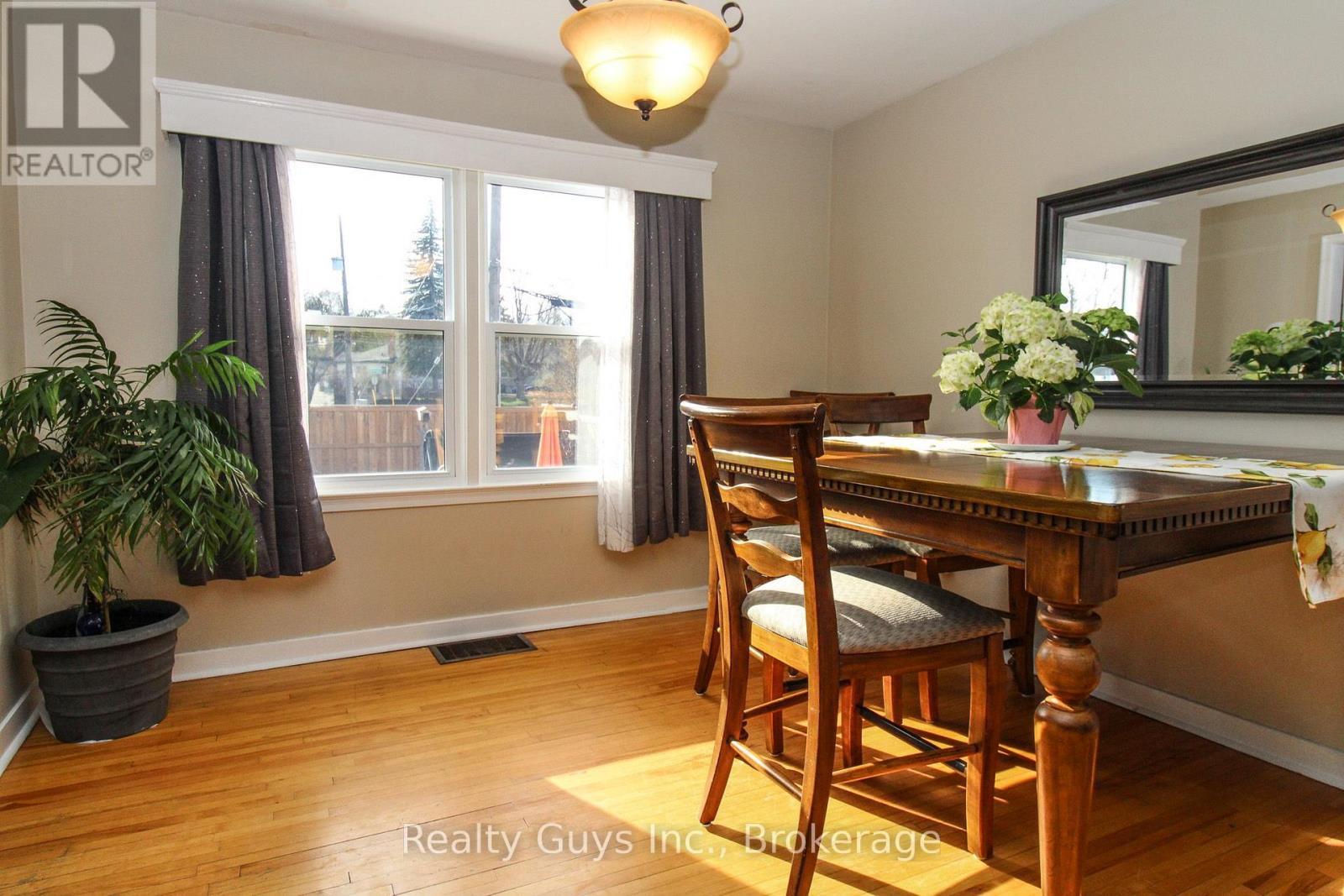 727 Chesterfield Avenue, Peterborough (Northcrest Ward 5), Ontario  K9H 4Y1 - Photo 29 - X13660780