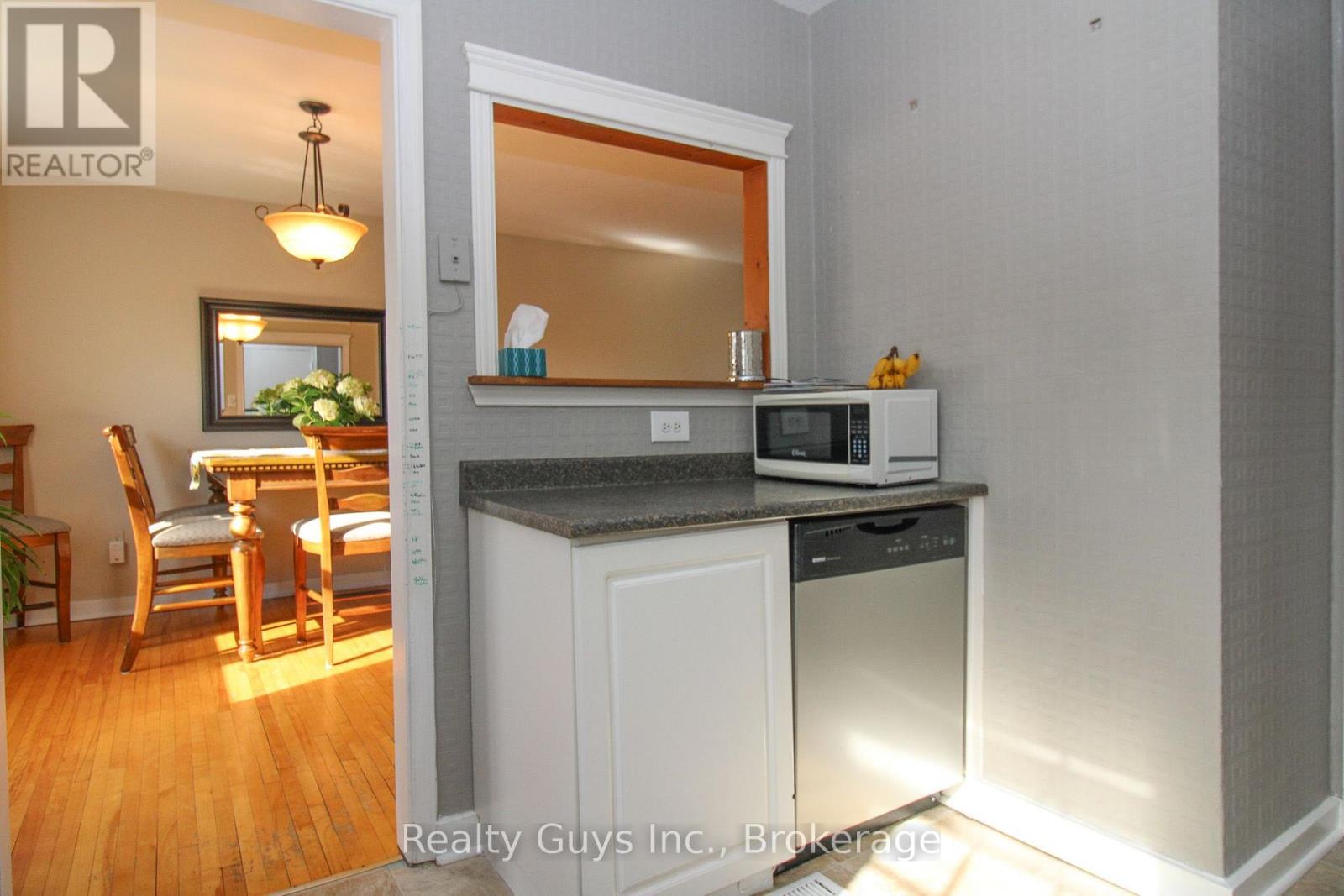 727 Chesterfield Avenue, Peterborough (Northcrest Ward 5), Ontario  K9H 4Y1 - Photo 34 - X13660780