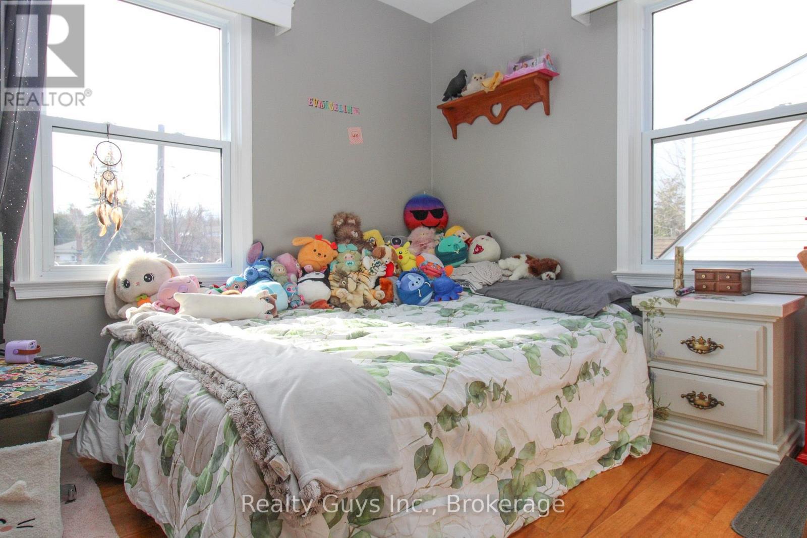 727 Chesterfield Avenue, Peterborough (Northcrest Ward 5), Ontario  K9H 4Y1 - Photo 38 - X13660780