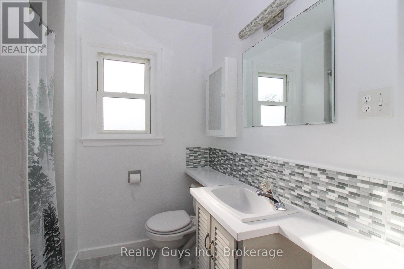 727 Chesterfield Avenue, Peterborough (Northcrest Ward 5), Ontario  K9H 4Y1 - Photo 41 - X13660780