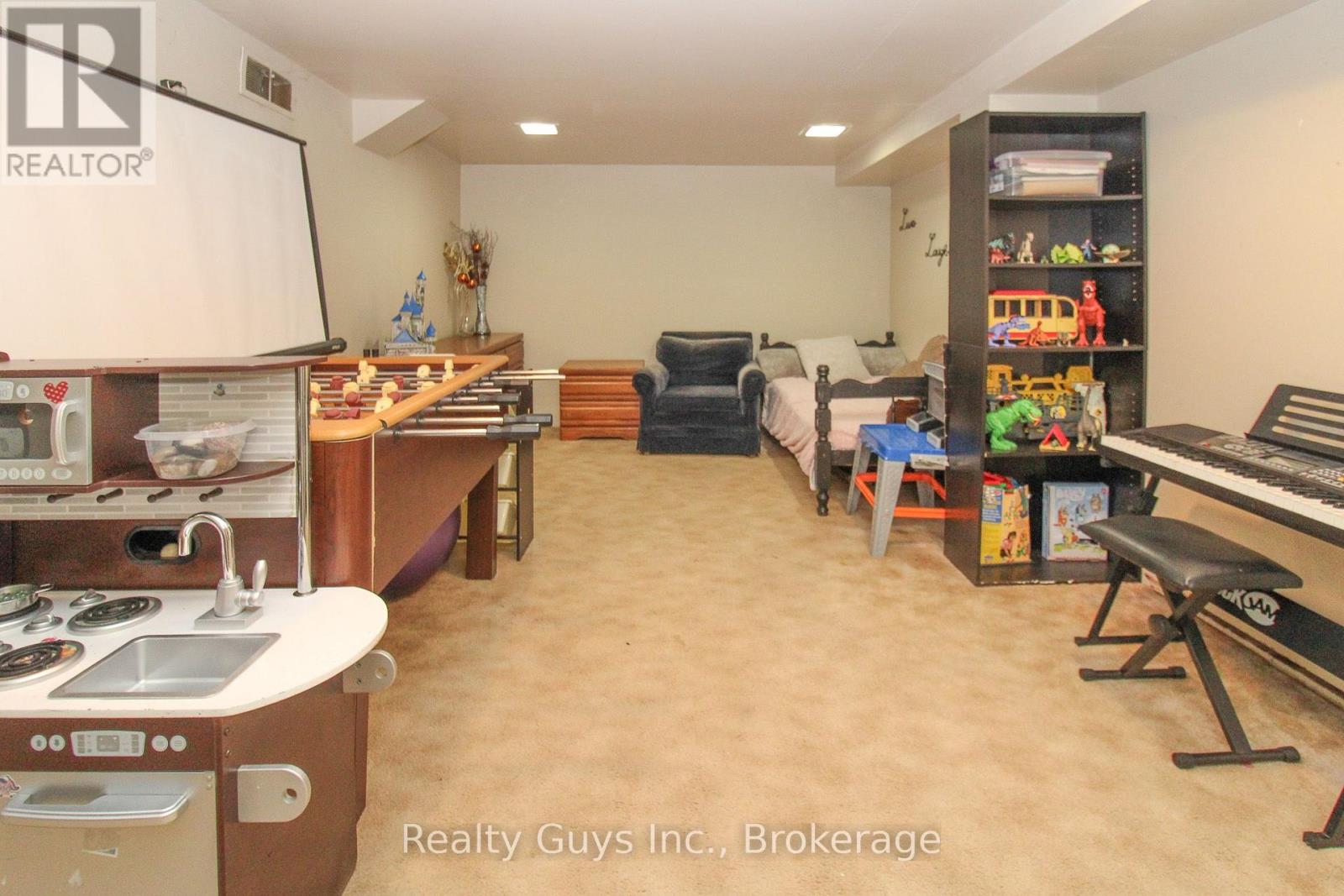 727 Chesterfield Avenue, Peterborough (Northcrest Ward 5), Ontario  K9H 4Y1 - Photo 44 - X13660780