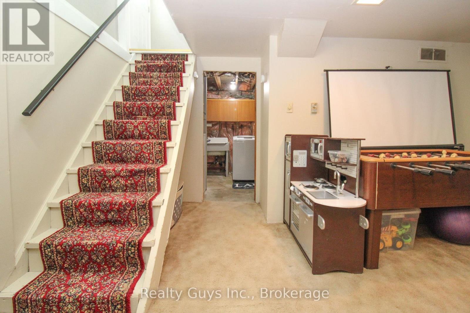 727 Chesterfield Avenue, Peterborough (Northcrest Ward 5), Ontario  K9H 4Y1 - Photo 46 - X13660780