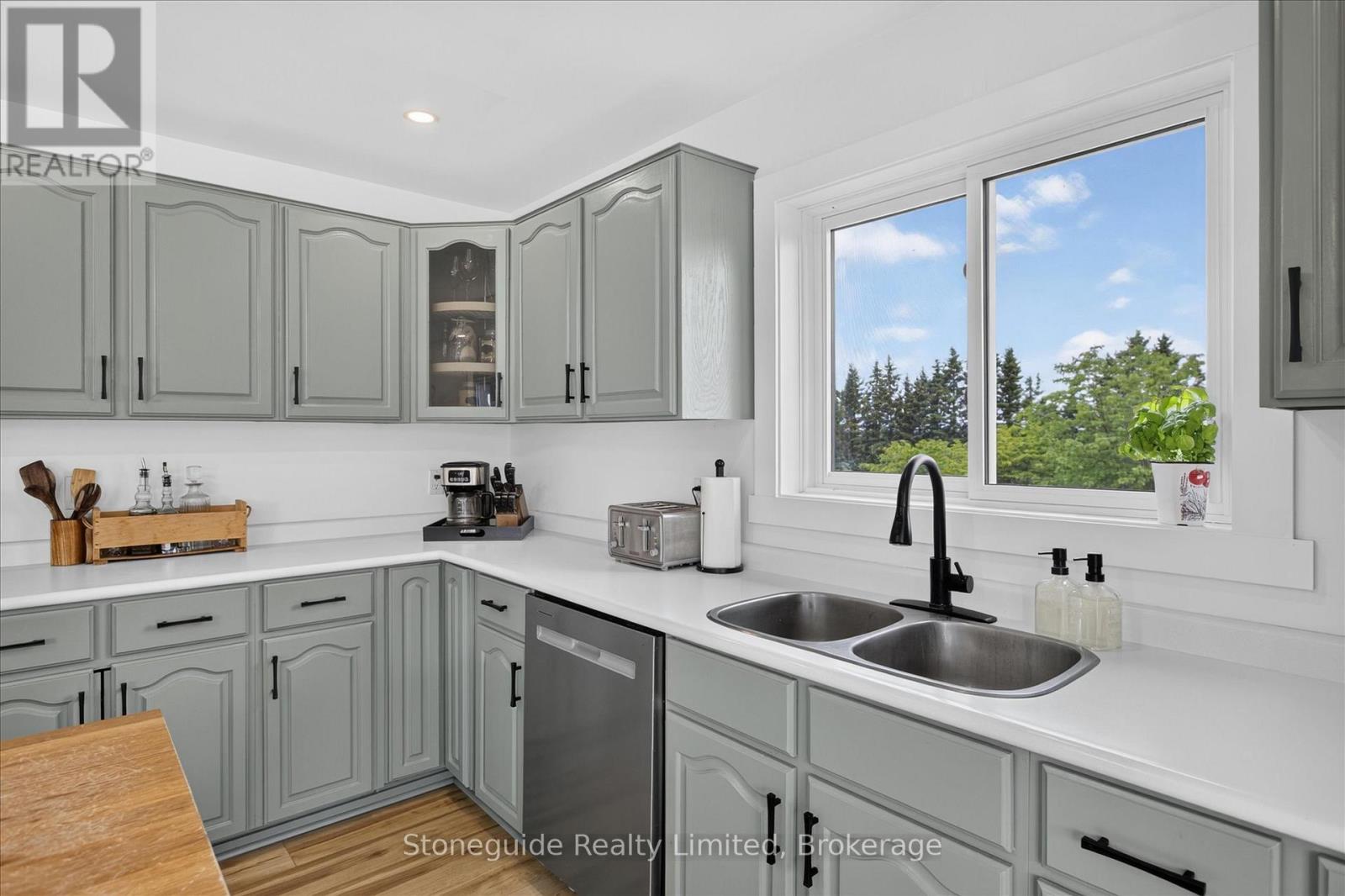 47 Grandview Drive, Kawartha Lakes (Omemee), Ontario  K0L 2W0 - Photo 17 - X13660866