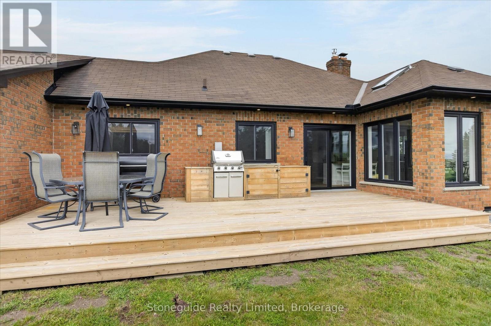 47 Grandview Drive, Kawartha Lakes (Omemee), Ontario  K0L 2W0 - Photo 40 - X13660866
