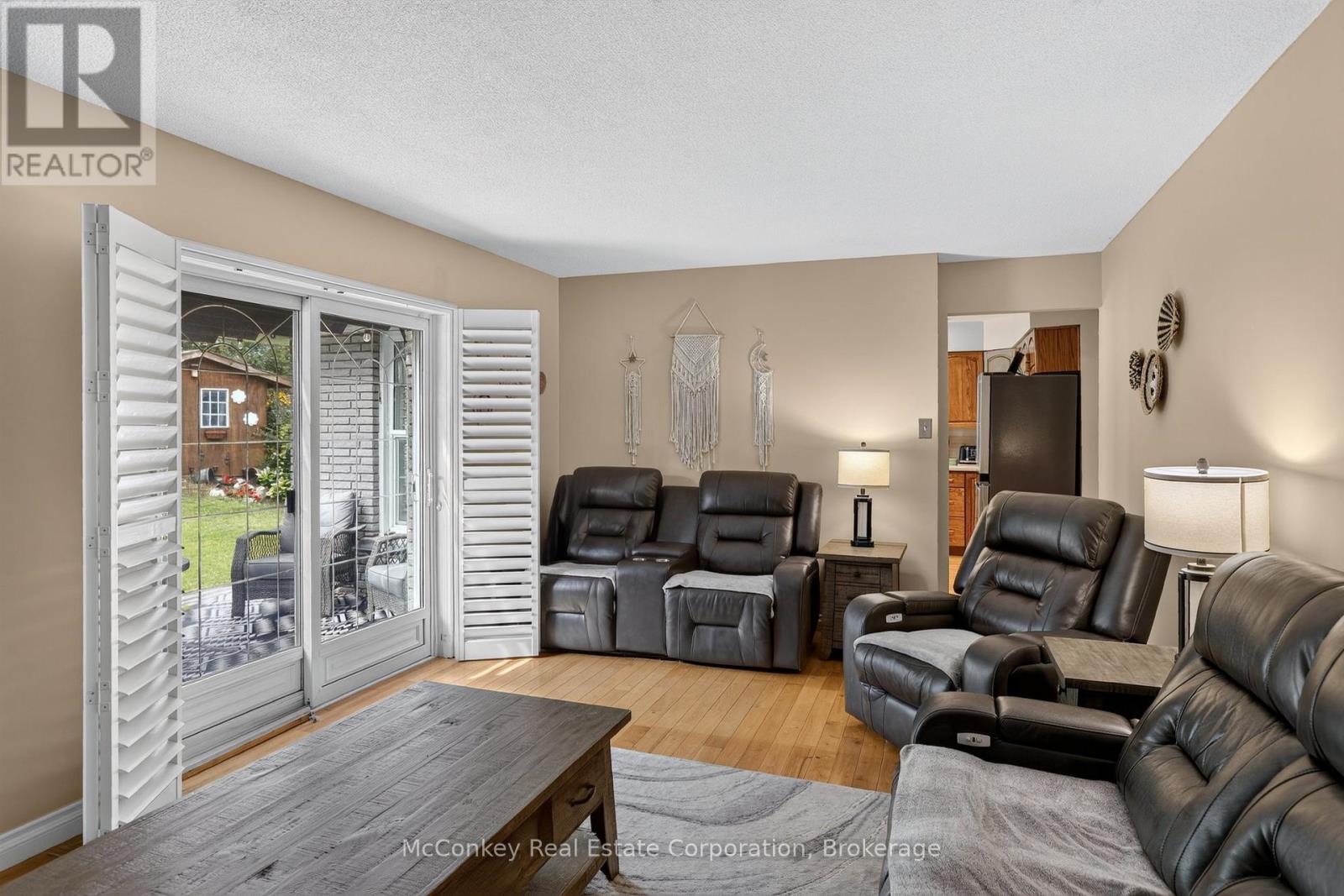 1817 Parkwood Circle, Peterborough (Monaghan Ward 2), Ontario  K9J 8C3 - Photo 12 - X13660976