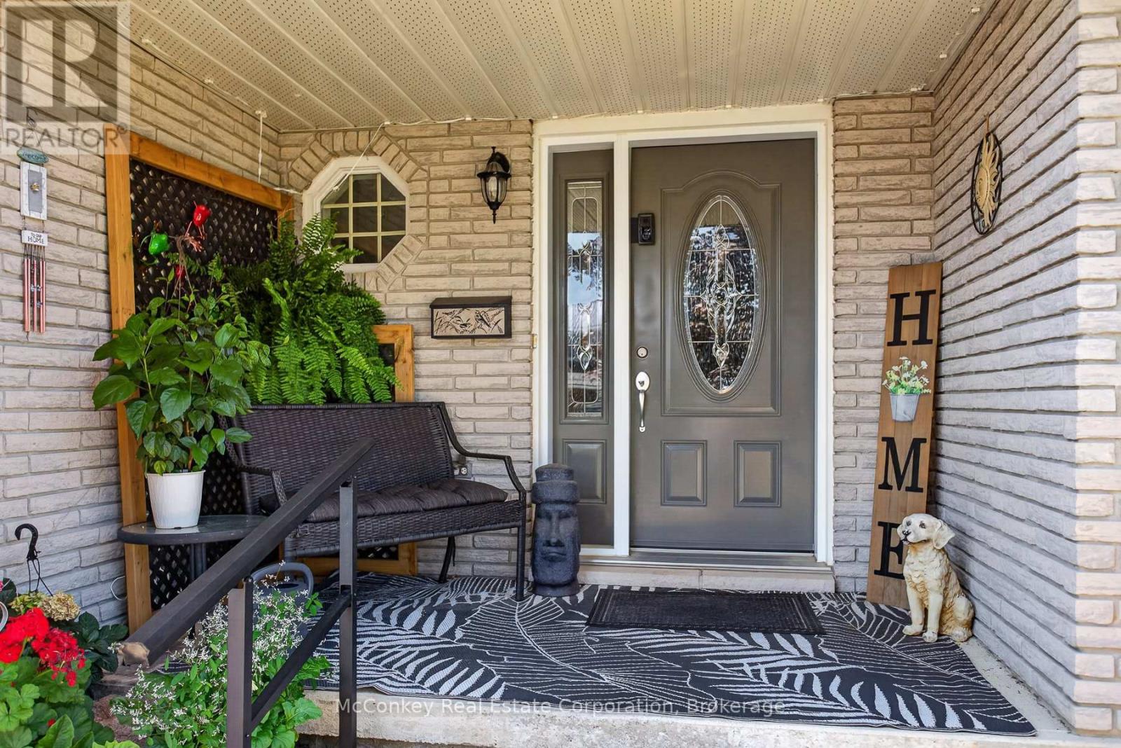 1817 Parkwood Circle, Peterborough (Monaghan Ward 2), Ontario  K9J 8C3 - Photo 4 - X13660976