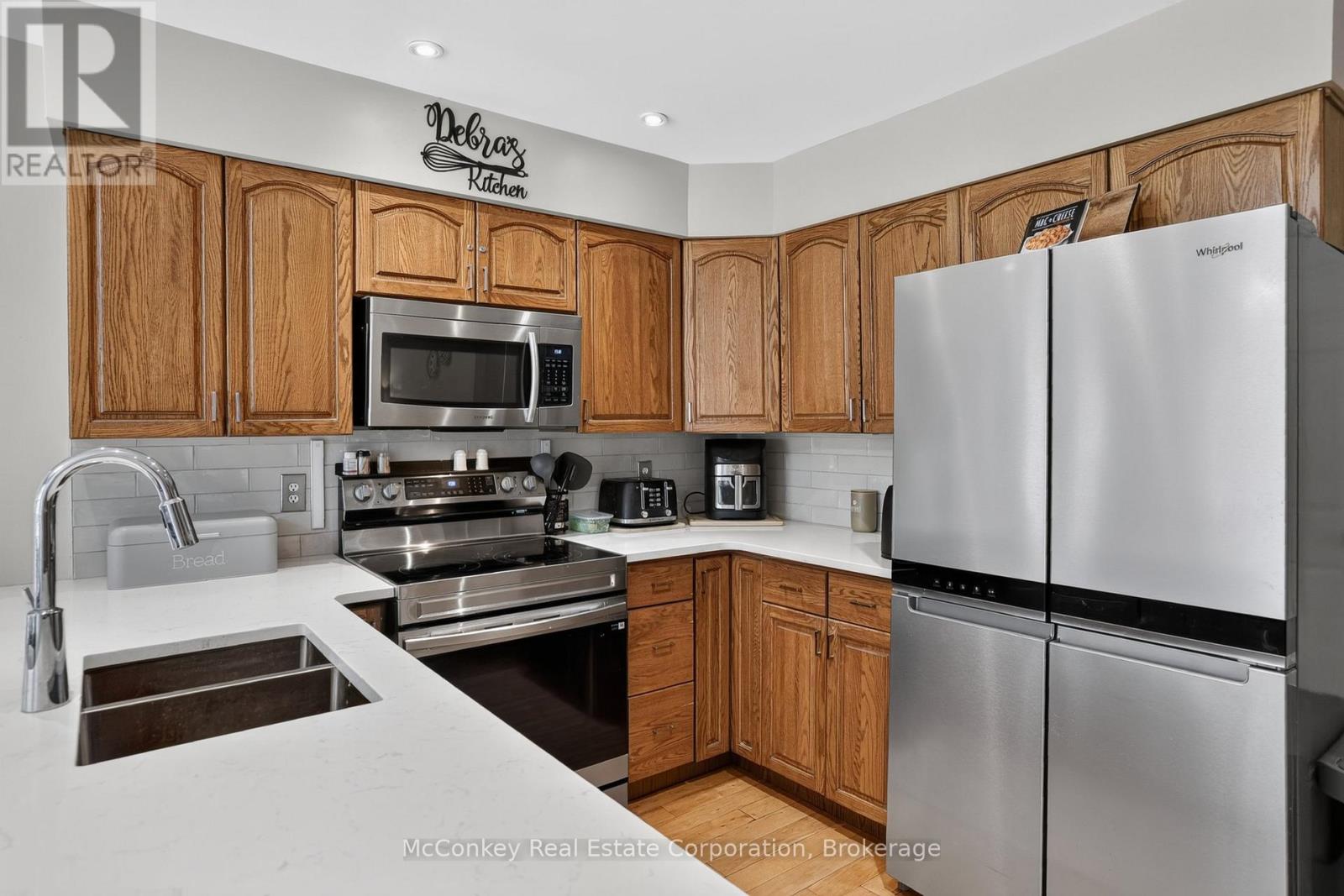 1817 Parkwood Circle, Peterborough (Monaghan Ward 2), Ontario  K9J 8C3 - Photo 7 - X13660976