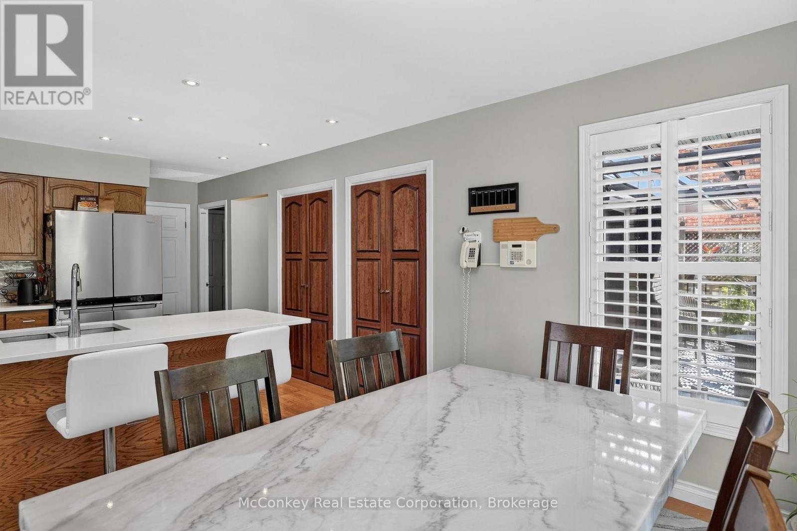 1817 Parkwood Circle, Peterborough (Monaghan Ward 2), Ontario  K9J 8C3 - Photo 9 - X13660976