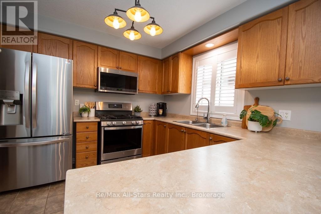 37 Sweetnam Drive, Kawartha Lakes (Lindsay), Ontario  K9V 0A7 - Photo 14 - X13661284