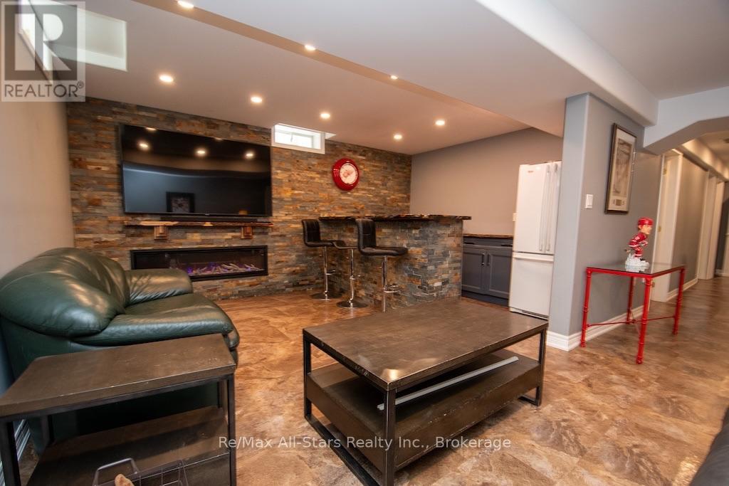 37 Sweetnam Drive, Kawartha Lakes (Lindsay), Ontario  K9V 0A7 - Photo 25 - X13661284