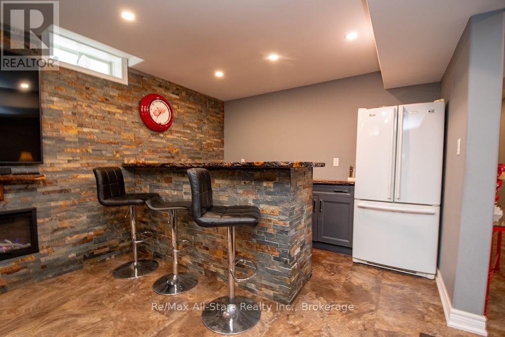37 Sweetnam Drive, Kawartha Lakes (Lindsay), Ontario  K9V 0A7 - Photo 28 - X13661284