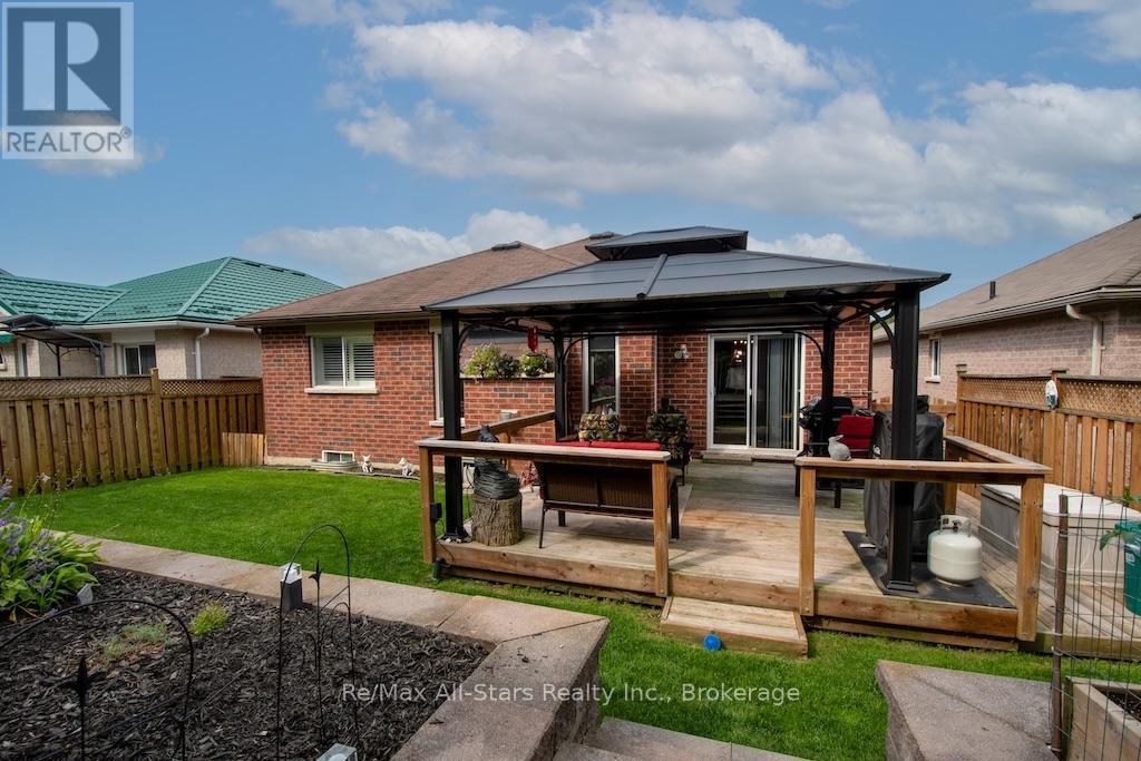 37 Sweetnam Drive, Kawartha Lakes (Lindsay), Ontario  K9V 0A7 - Photo 36 - X13661284