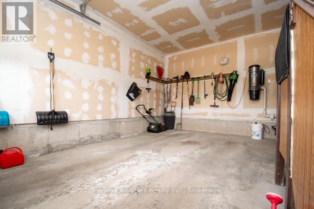 37 Sweetnam Drive, Kawartha Lakes (Lindsay), Ontario  K9V 0A7 - Photo 37 - X13661284