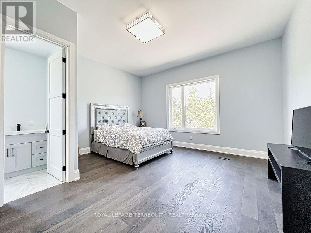 9 Rustlewood Avenue, Kawartha Lakes (Manvers), Ontario  L0A 1A0 - Photo 12 - X13661272