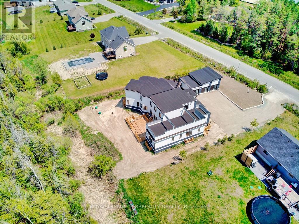 9 Rustlewood Avenue, Kawartha Lakes (Manvers), Ontario  L0A 1A0 - Photo 3 - X13661272