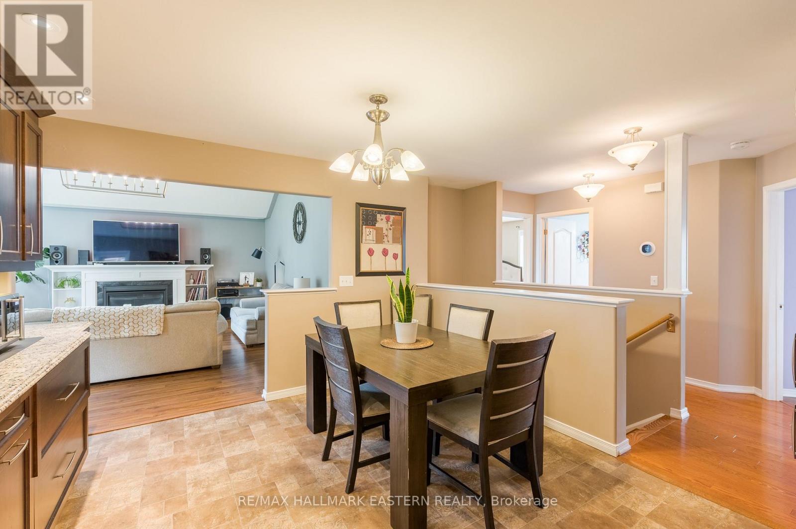 58 Parcells Crescent, Peterborough (Otonabee Ward 1), Ontario  K9K 2P2 - Photo 12 - X13661698