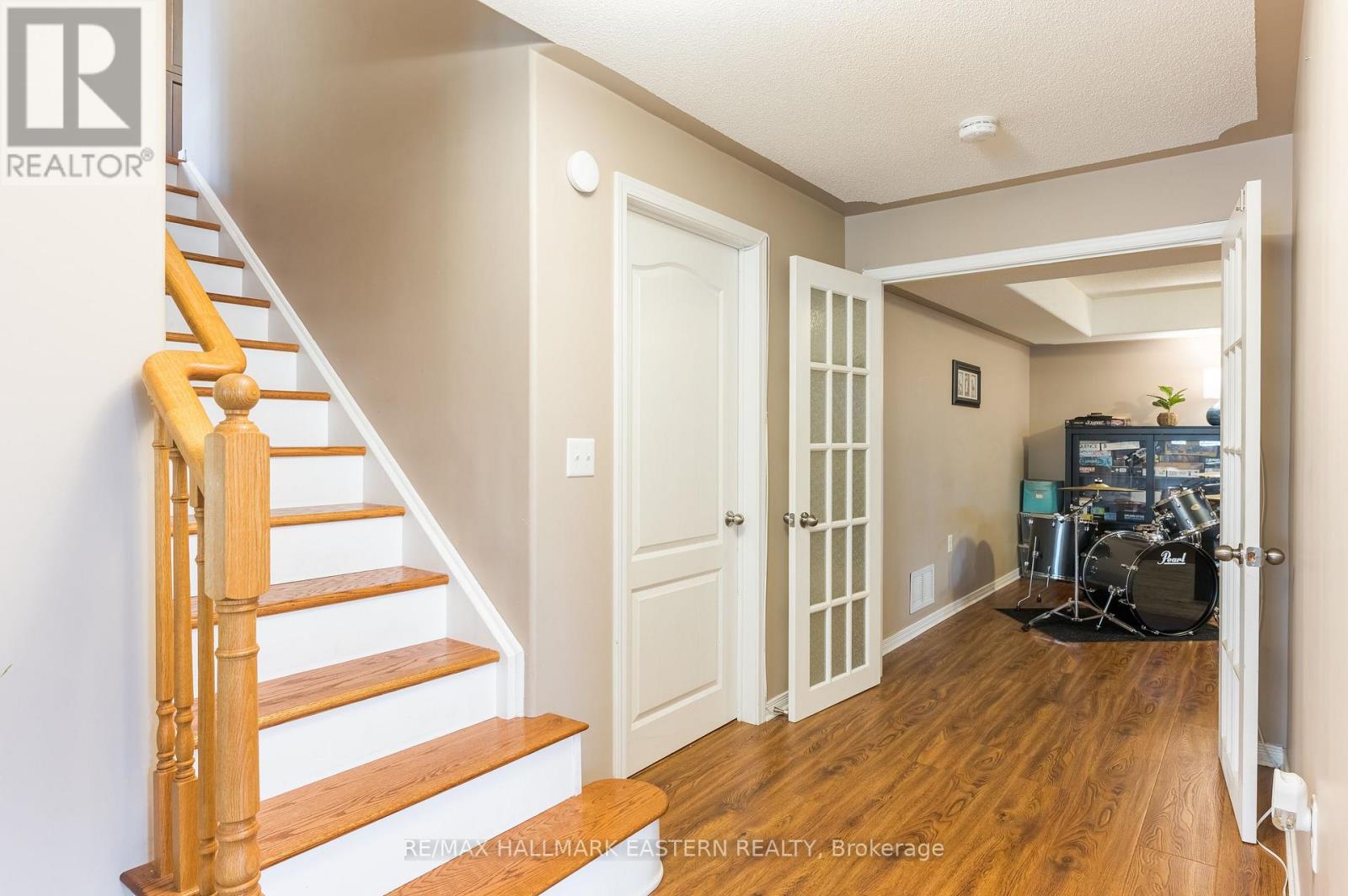 58 Parcells Crescent, Peterborough (Otonabee Ward 1), Ontario  K9K 2P2 - Photo 3 - X13661698