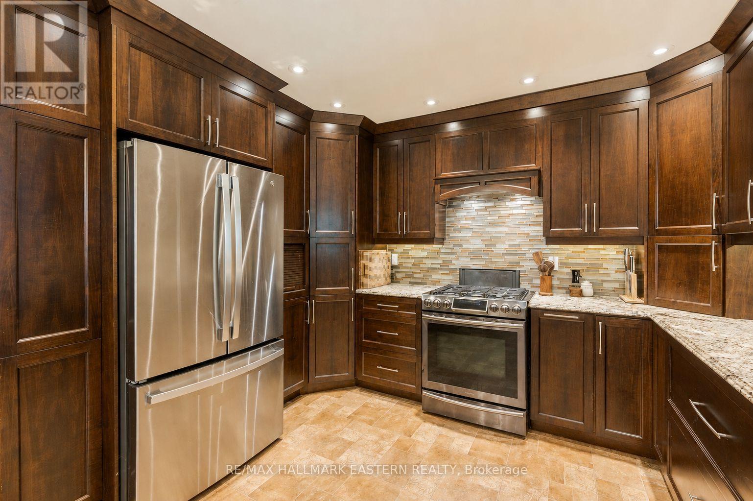 58 Parcells Crescent, Peterborough (Otonabee Ward 1), Ontario  K9K 2P2 - Photo 9 - X13661698