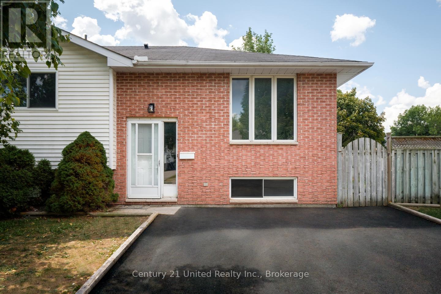 UNIT A - 2603 FOXMEADOW ROAD, peterborough (ashburnham ward 4), Ontario