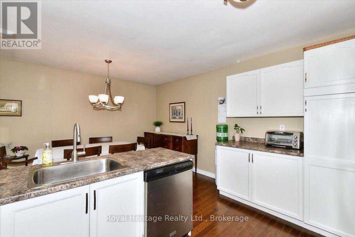 3058 Westridge Boulevard, Peterborough (Monaghan Ward 2), Ontario  K9K 2K5 - Photo 16 - X13662206