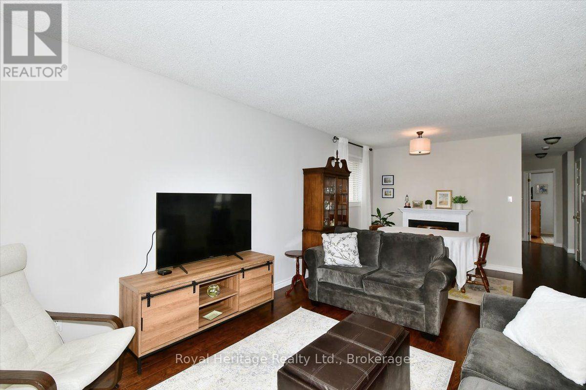 3058 Westridge Boulevard, Peterborough (Monaghan Ward 2), Ontario  K9K 2K5 - Photo 8 - X13662206