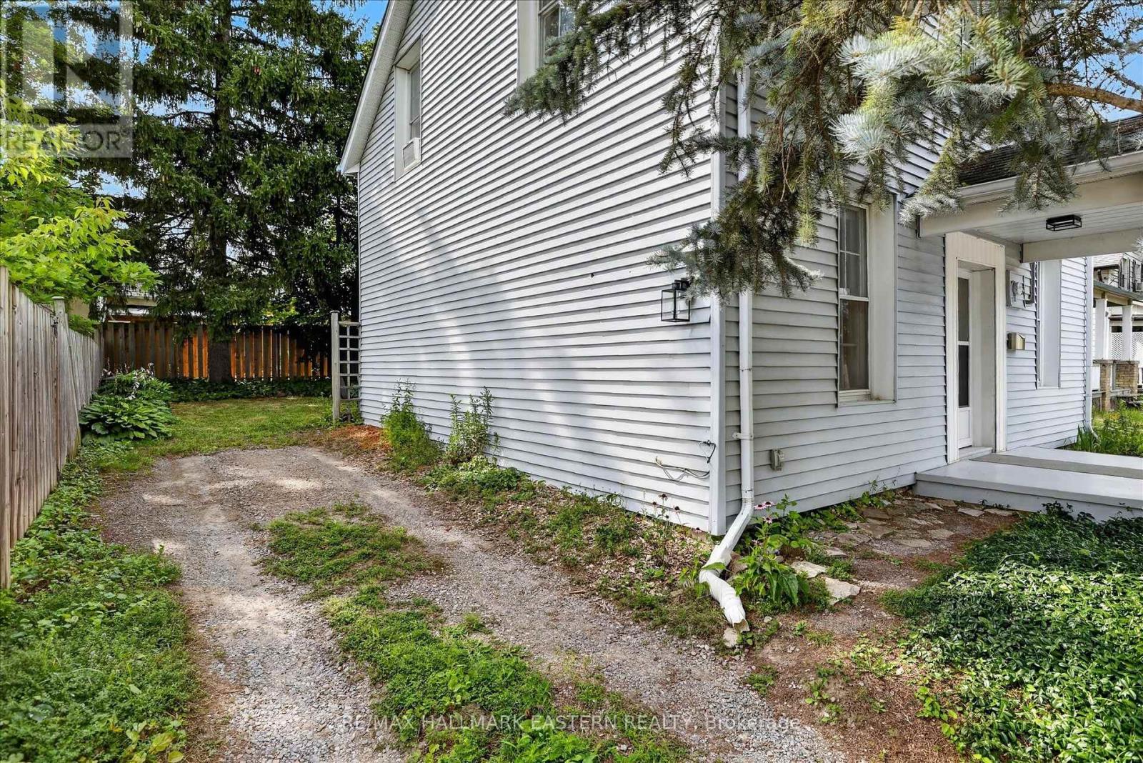 451 Stewart Street, Peterborough (Town Ward 3), Ontario  K9H 4B4 - Photo 30 - X13662238