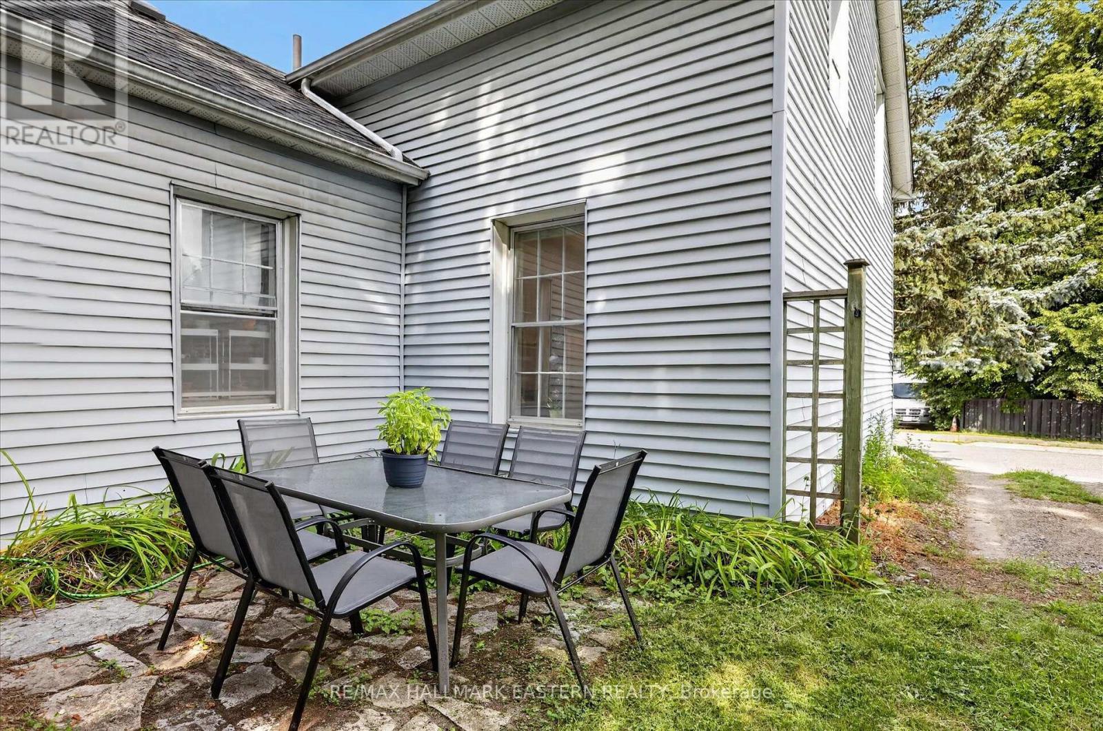 451 Stewart Street, Peterborough (Town Ward 3), Ontario  K9H 4B4 - Photo 34 - X13662238